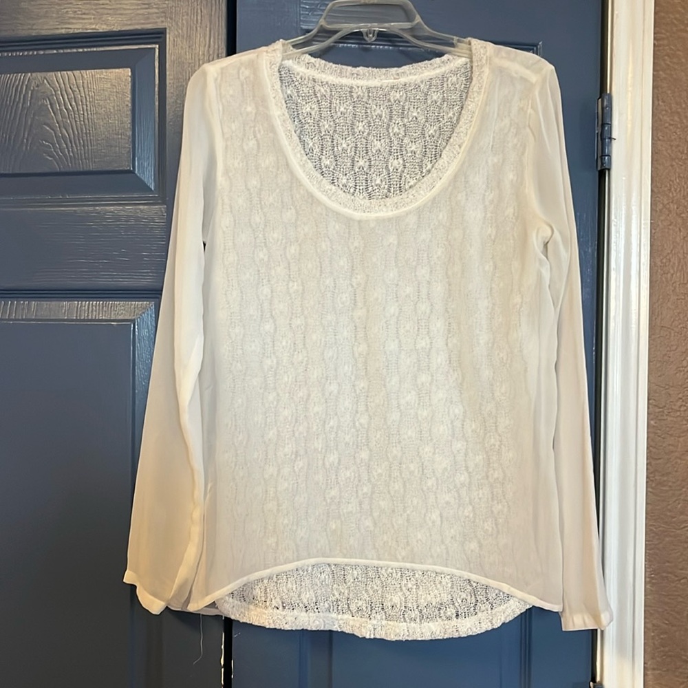 Trendy long sleeve white/ off white top